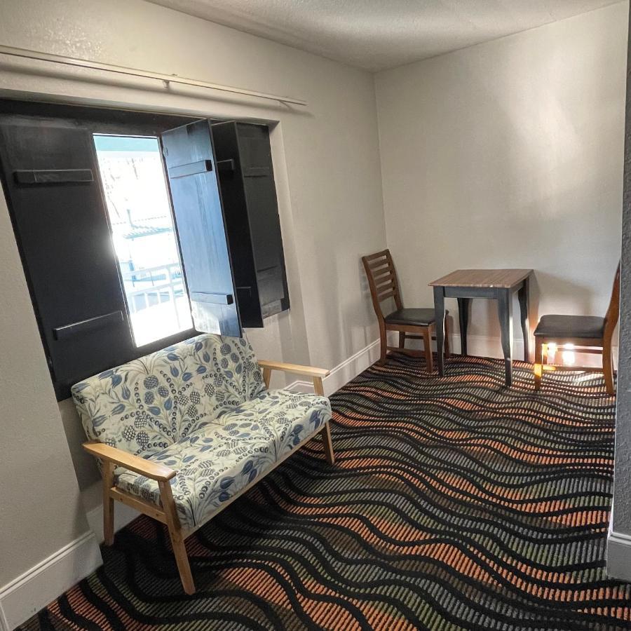 Country Town N' Suites Gatlinburg Kültér fotó