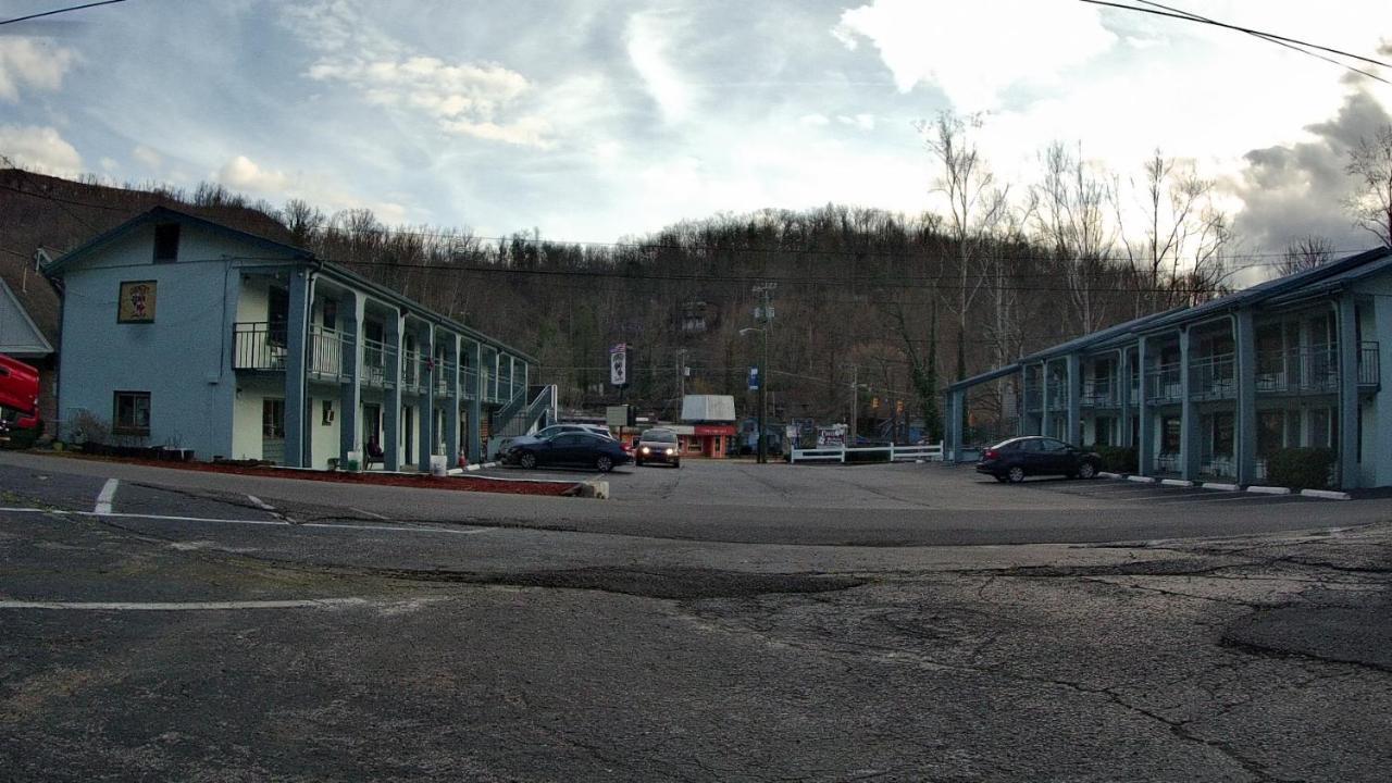 Country Town N' Suites Gatlinburg Kültér fotó